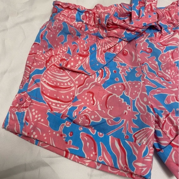 LILLY Pulitzer Girls Shorts Button Tab Blue Pink Crabs Lobsters Fish Ocean Sea - Picture 2 of 11